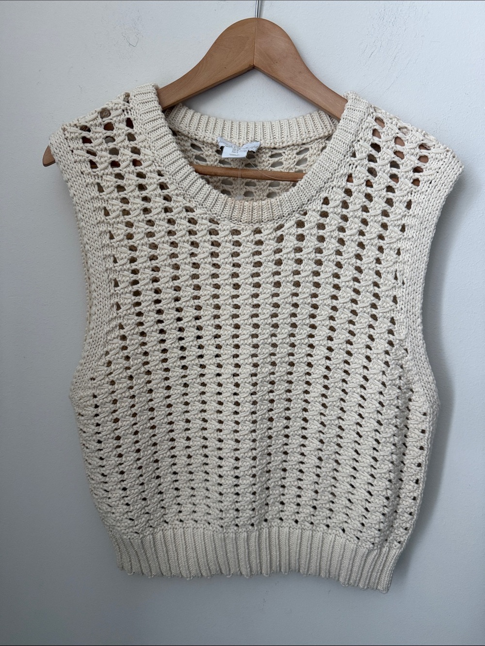 House of Harlow Cream Open-Knit Sleeveless Sweater Vest S